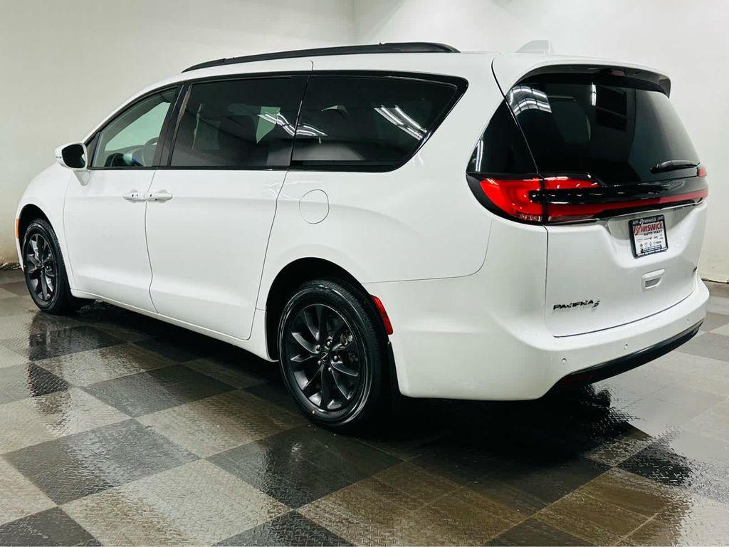 used 2021 Chrysler Pacifica car, priced at $31,929