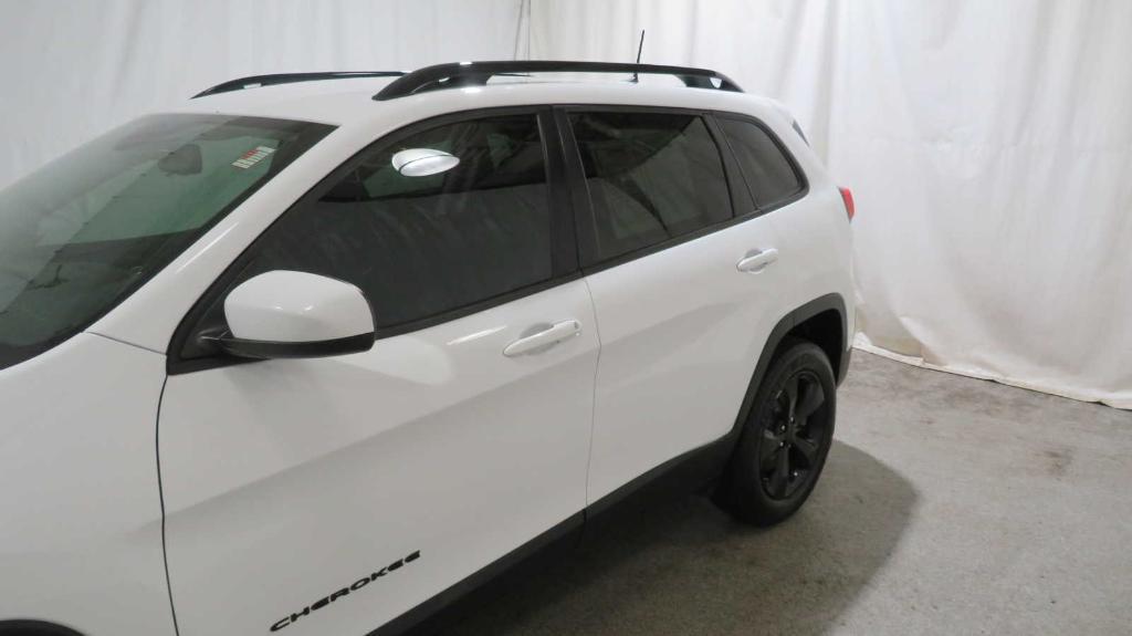 used 2018 Jeep Cherokee car, priced at $12,595
