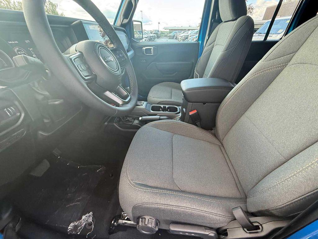 new 2026 Jeep Wrangler car, priced at $48,402