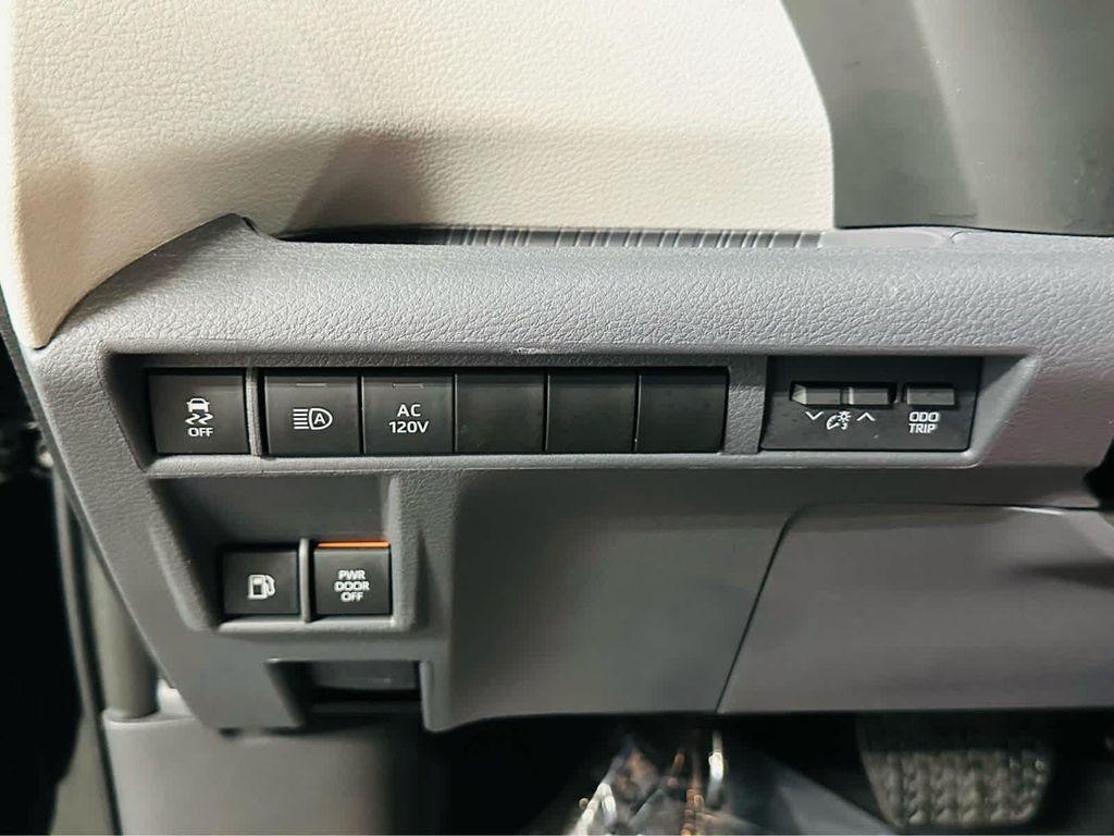 used 2023 Toyota Sienna car, priced at $44,966