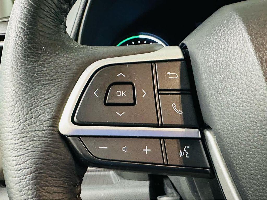 used 2023 Toyota Sienna car, priced at $44,966