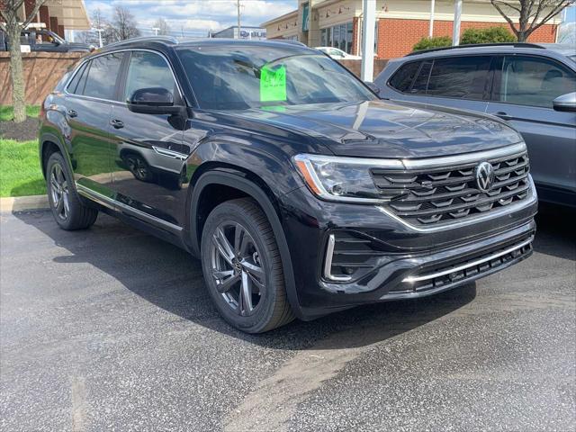new 2024 Volkswagen Atlas Cross Sport car, priced at $52,021
