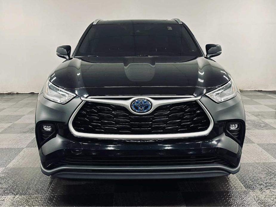 used 2022 Toyota Highlander Hybrid car, priced at $44,316