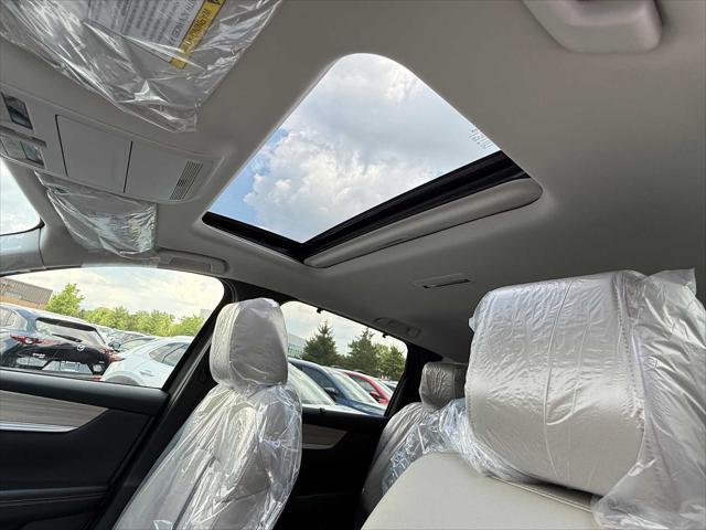 new 2025 Mazda CX-90 car, priced at $43,595