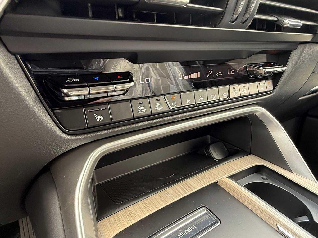 new 2025 Mazda CX-90 car, priced at $43,595