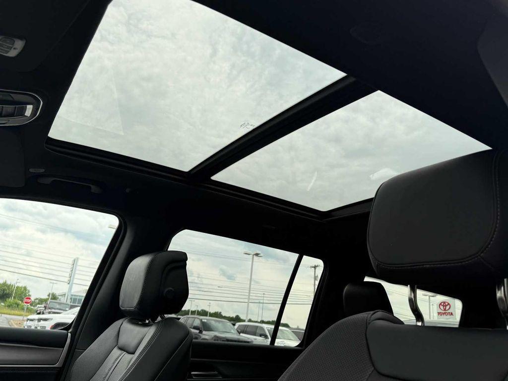 new 2025 Jeep Wagoneer car, priced at $68,293