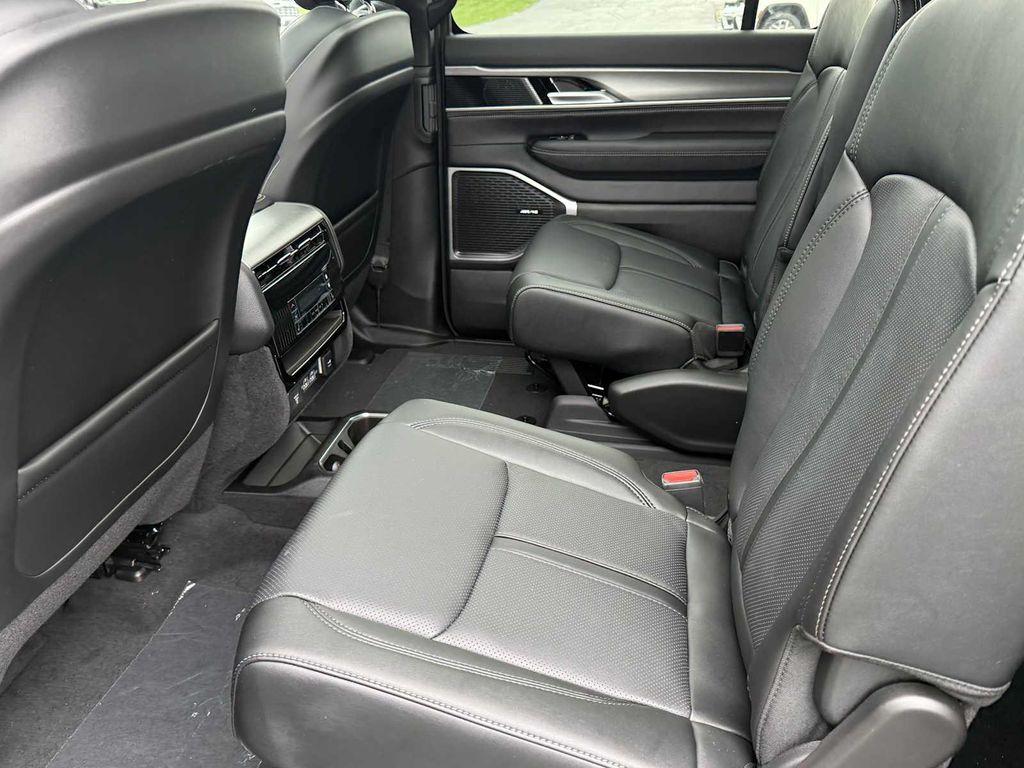 new 2025 Jeep Wagoneer car, priced at $68,293