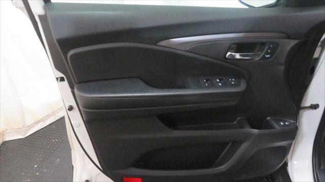 used 2022 Honda Pilot car, priced at $37,214