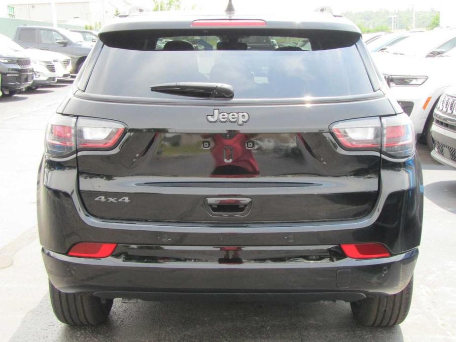 new 2024 Jeep Compass car, priced at $35,361