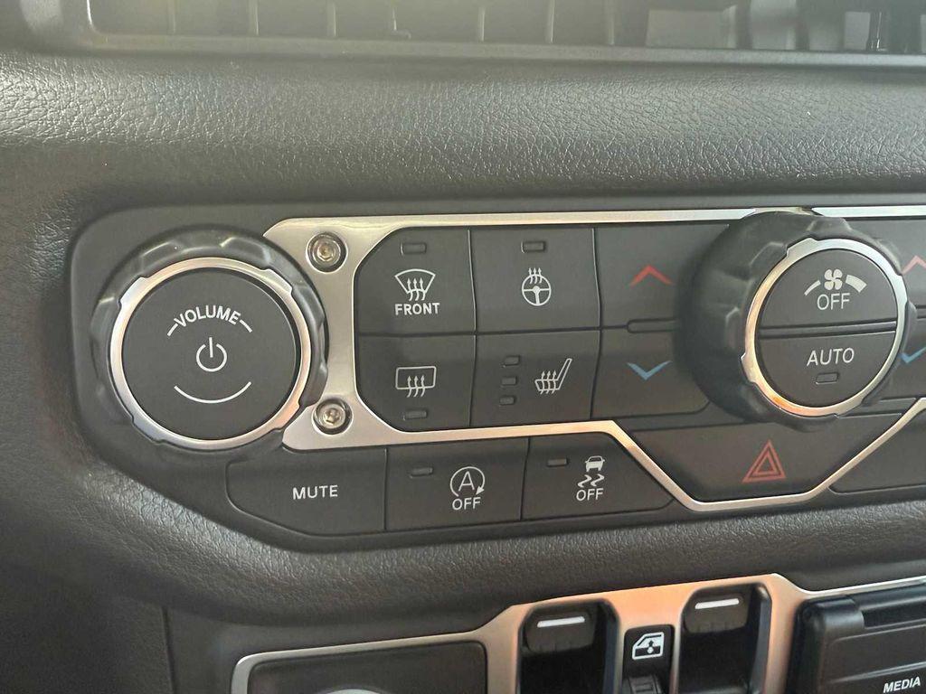 new 2026 Jeep Wrangler car, priced at $50,108