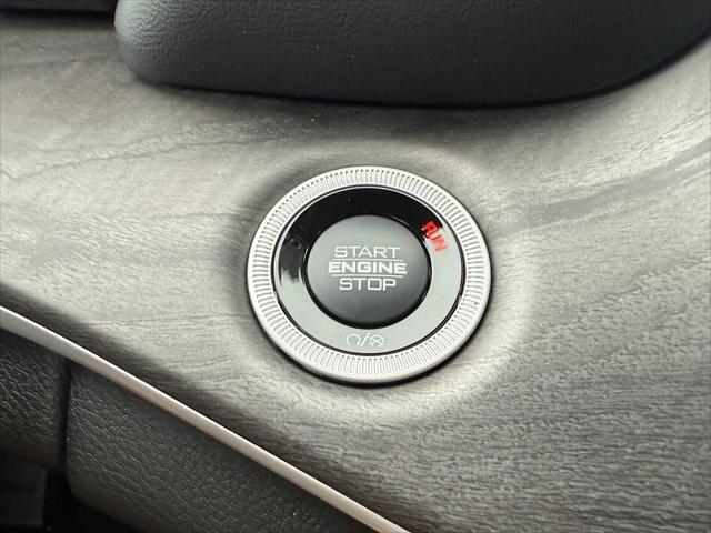new 2025 Jeep Grand Cherokee car, priced at $51,457