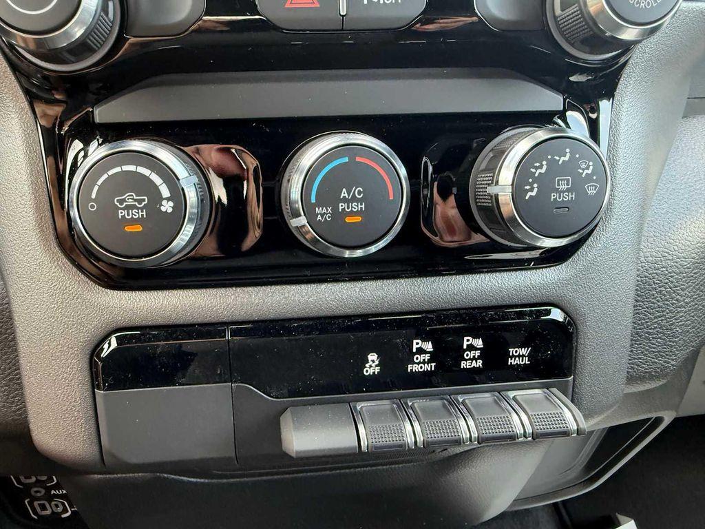 new 2025 Ram 1500 car, priced at $45,610