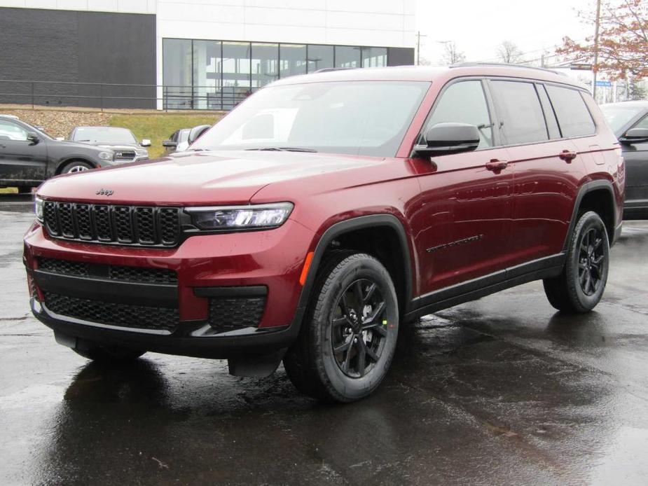 new 2024 Jeep Grand Cherokee car, priced at $43,223