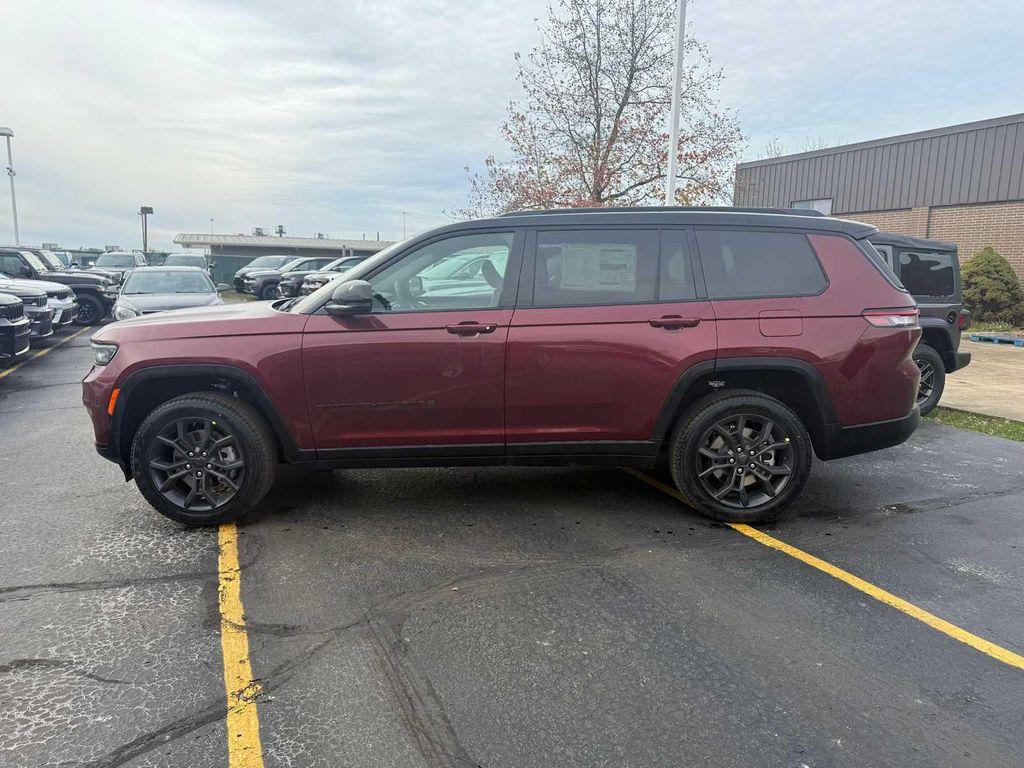 new 2025 Jeep Grand Cherokee L car, priced at $51,390