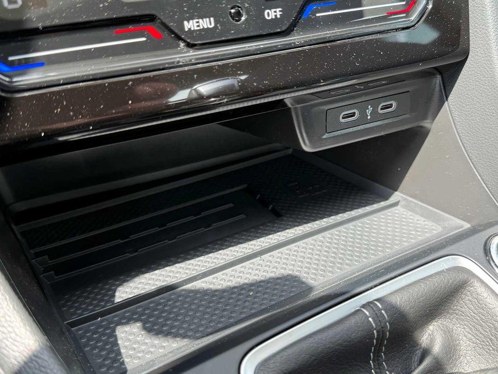 new 2025 Volkswagen Jetta car, priced at $27,046