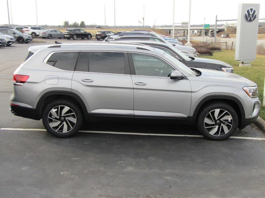 new 2024 Volkswagen Atlas car, priced at $49,348