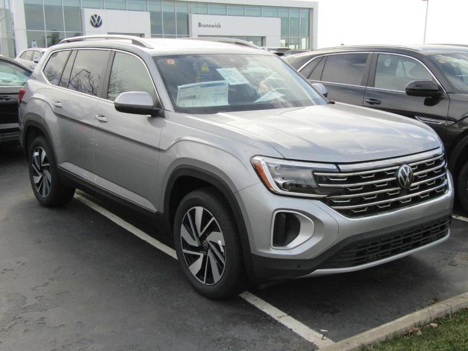 new 2024 Volkswagen Atlas car, priced at $49,348