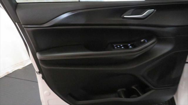 used 2023 Jeep Grand Cherokee car, priced at $32,934