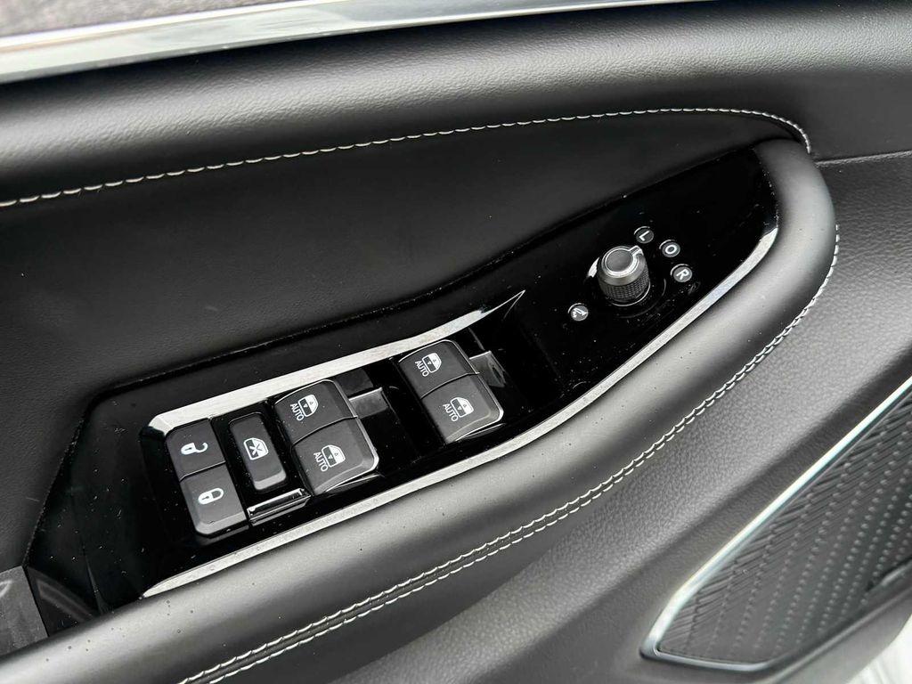 used 2023 Jeep Grand Cherokee car, priced at $43,703