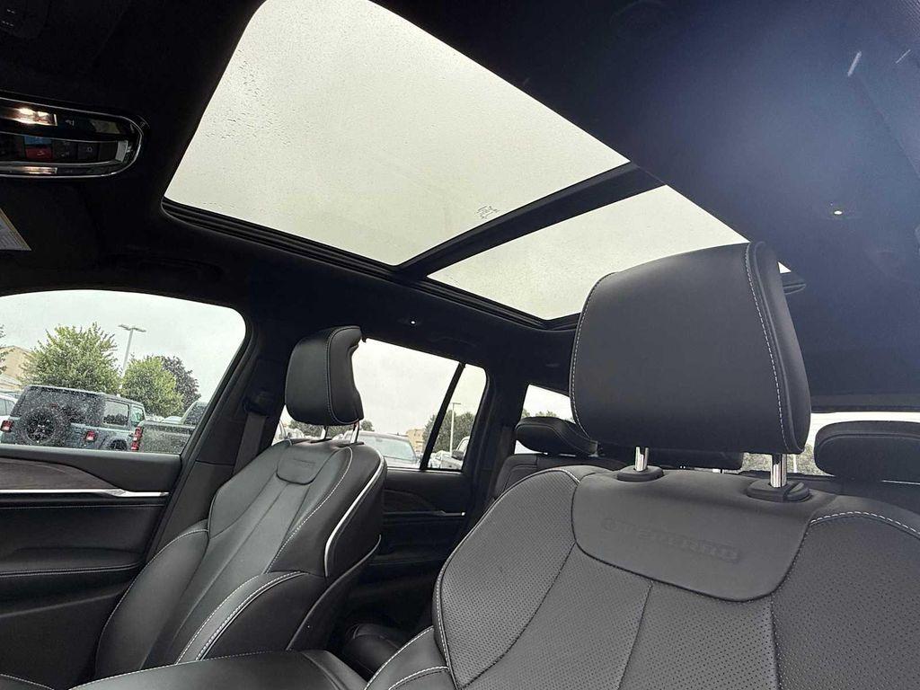 used 2023 Jeep Grand Cherokee car, priced at $43,703