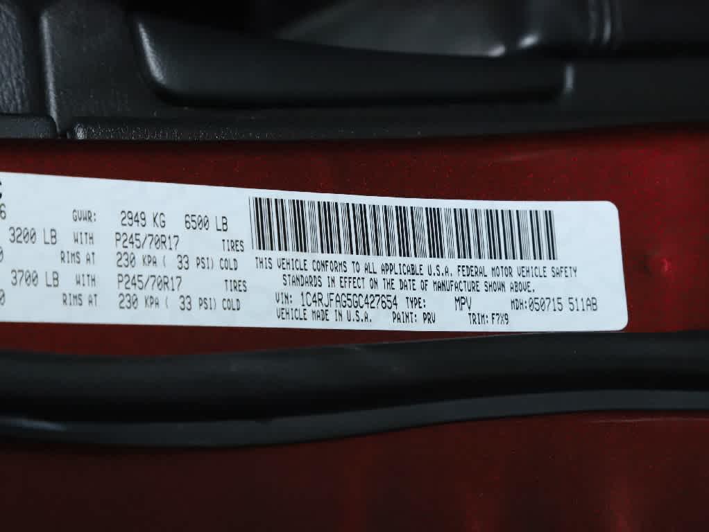 used 2016 Jeep Grand Cherokee car, priced at $14,467