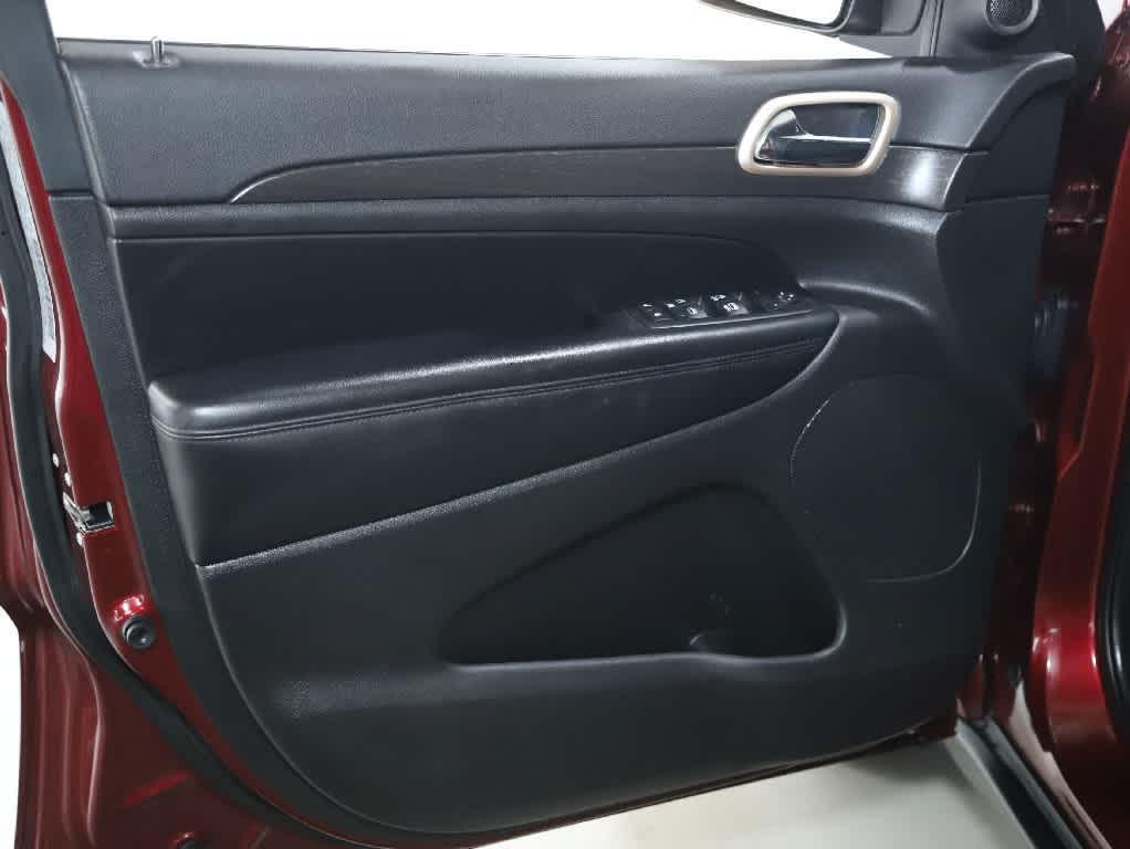 used 2016 Jeep Grand Cherokee car, priced at $14,467