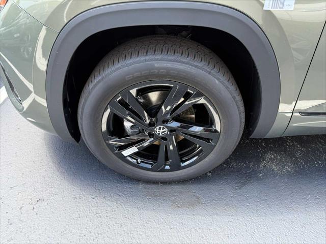 new 2025 Volkswagen Atlas Cross Sport car, priced at $50,210