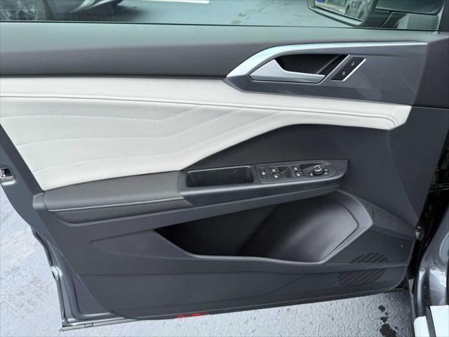 new 2025 Volkswagen Taos car, priced at $36,863