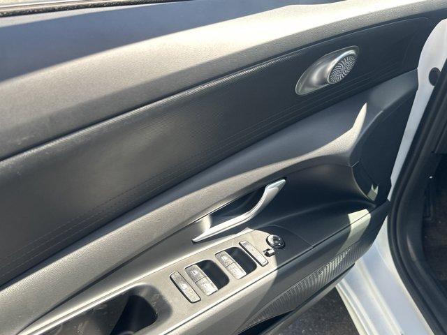 new 2025 Hyundai ELANTRA HEV car, priced at $27,560