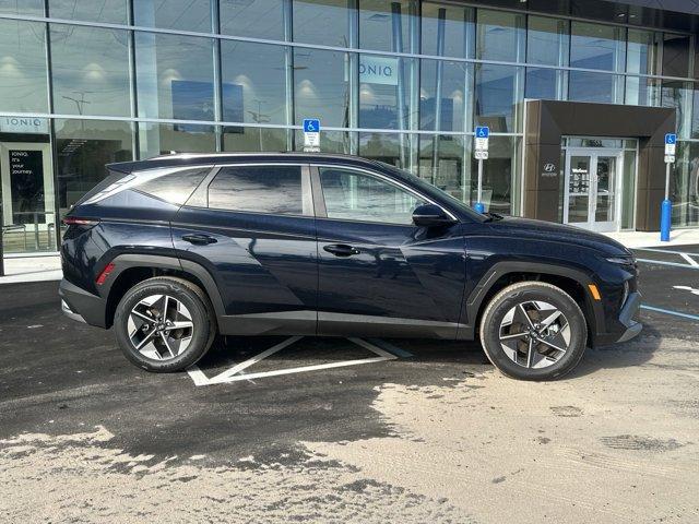 new 2025 Hyundai TUCSON Hybrid car, priced at $36,856