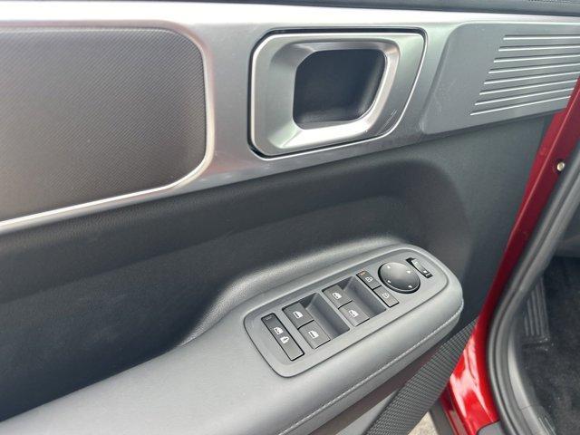 new 2025 Hyundai Santa Fe car, priced at $39,086