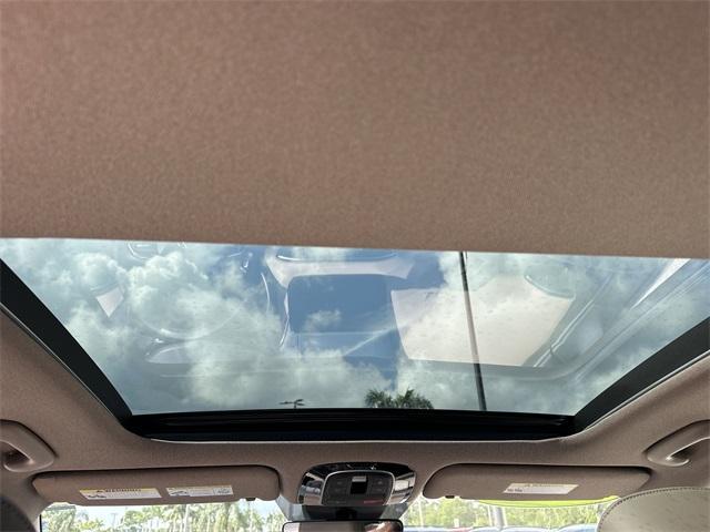 used 2022 Hyundai Santa Fe car, priced at $28,800