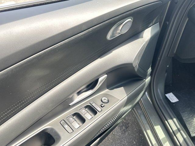new 2025 Hyundai ELANTRA HEV car, priced at $27,035