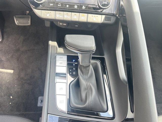 new 2025 Hyundai Elantra car, priced at $27,240