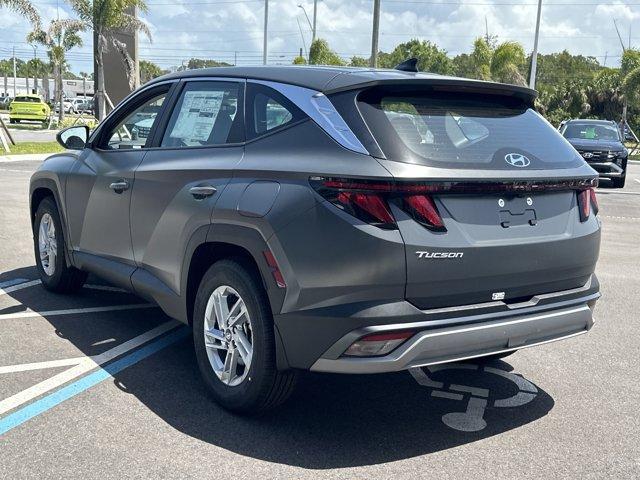 new 2025 Hyundai Tucson car, priced at $30,623