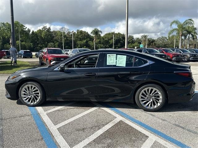 used 2019 Lexus ES 350 car, priced at $27,554