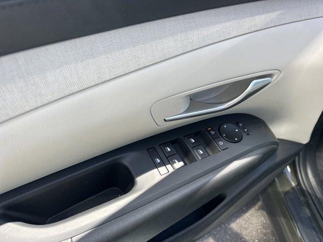 new 2025 Hyundai Tucson car, priced at $33,930