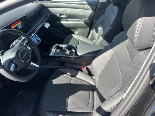 new 2025 Hyundai TUCSON Hybrid car, priced at $37,256