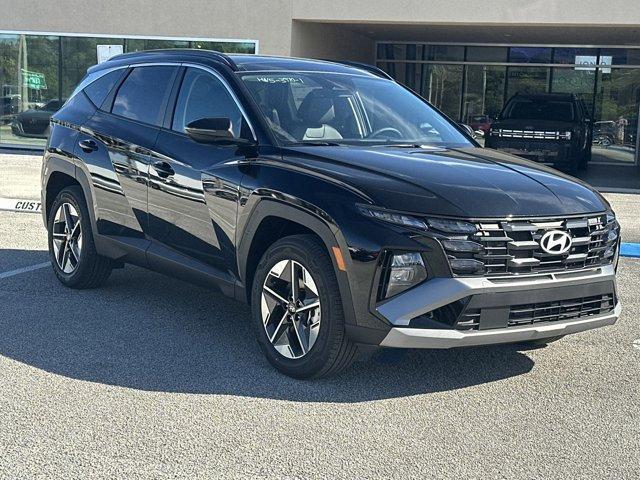 new 2025 Hyundai TUCSON Hybrid car, priced at $37,256