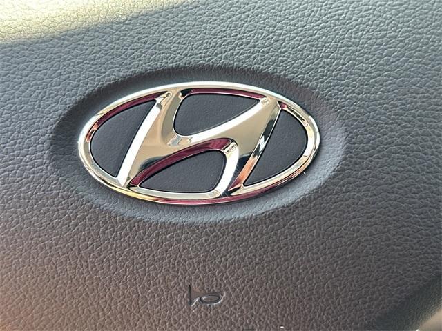 new 2025 Hyundai Venue car, priced at $23,718