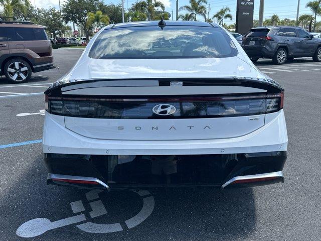 new 2025 Hyundai Sonata Hybrid car, priced at $38,767