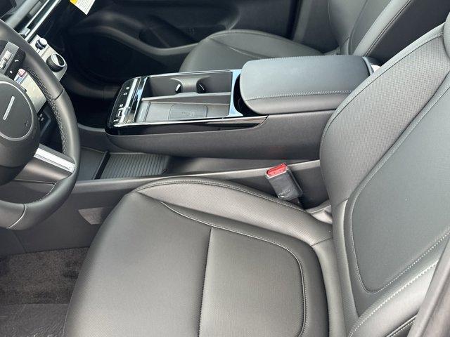 new 2025 Hyundai TUCSON Hybrid car, priced at $37,165