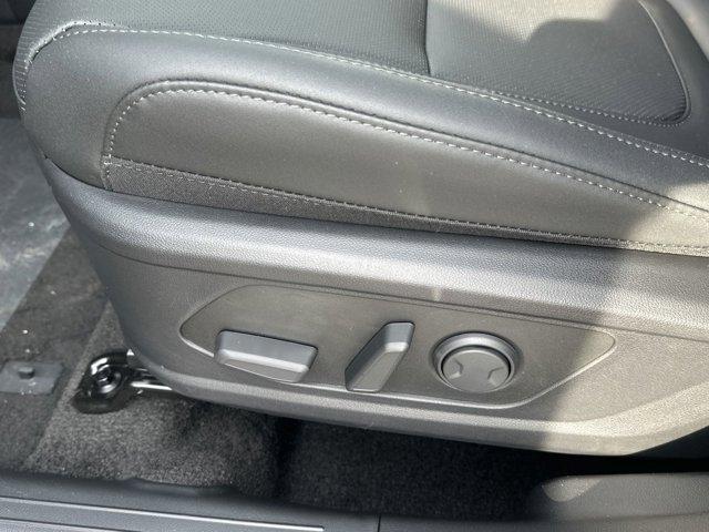 new 2025 Hyundai TUCSON Hybrid car, priced at $37,217
