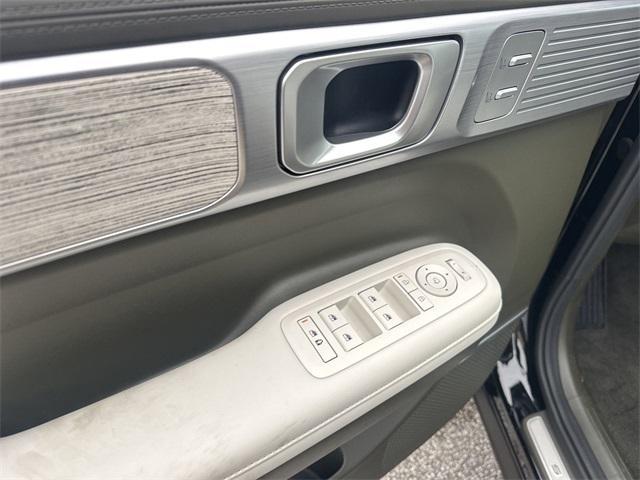 new 2025 Hyundai Santa Fe car, priced at $48,879