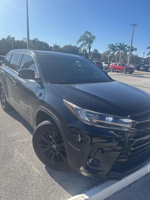 used 2019 Toyota Highlander car, priced at $26,995