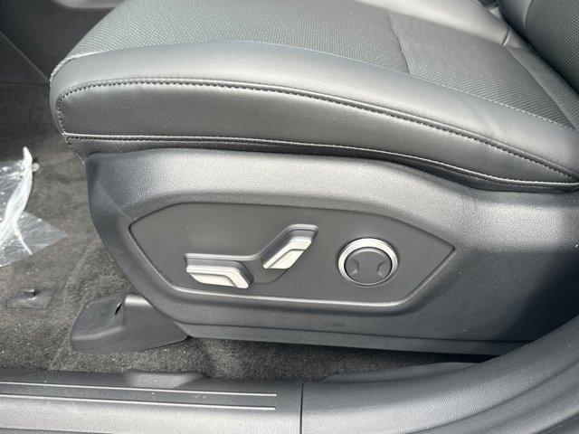 new 2025 Hyundai Santa Fe car, priced at $41,228