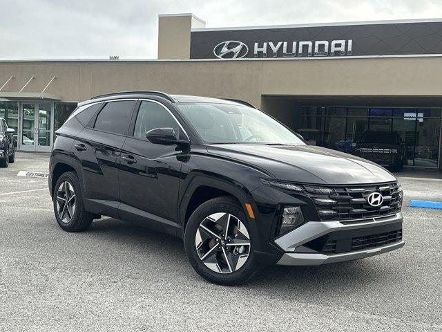 new 2025 Hyundai TUCSON Hybrid car, priced at $37,253