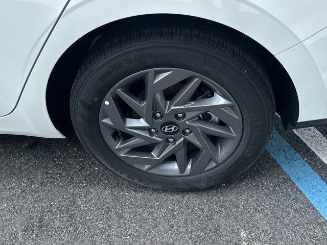 new 2025 Hyundai ELANTRA HEV car, priced at $26,930