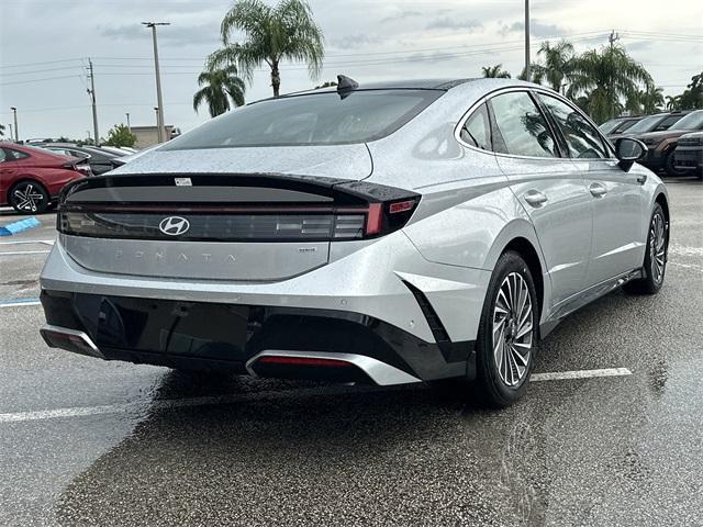 new 2025 Hyundai Sonata Hybrid car, priced at $38,285