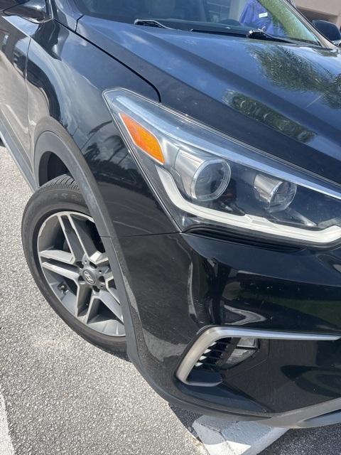 used 2018 Hyundai Santa Fe car, priced at $17,495